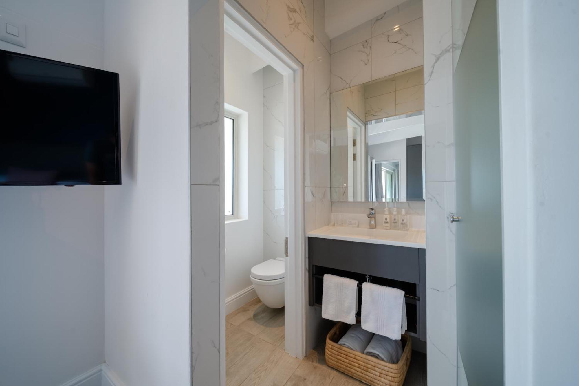 One-Bedroom Suite,1672607524:JPEG